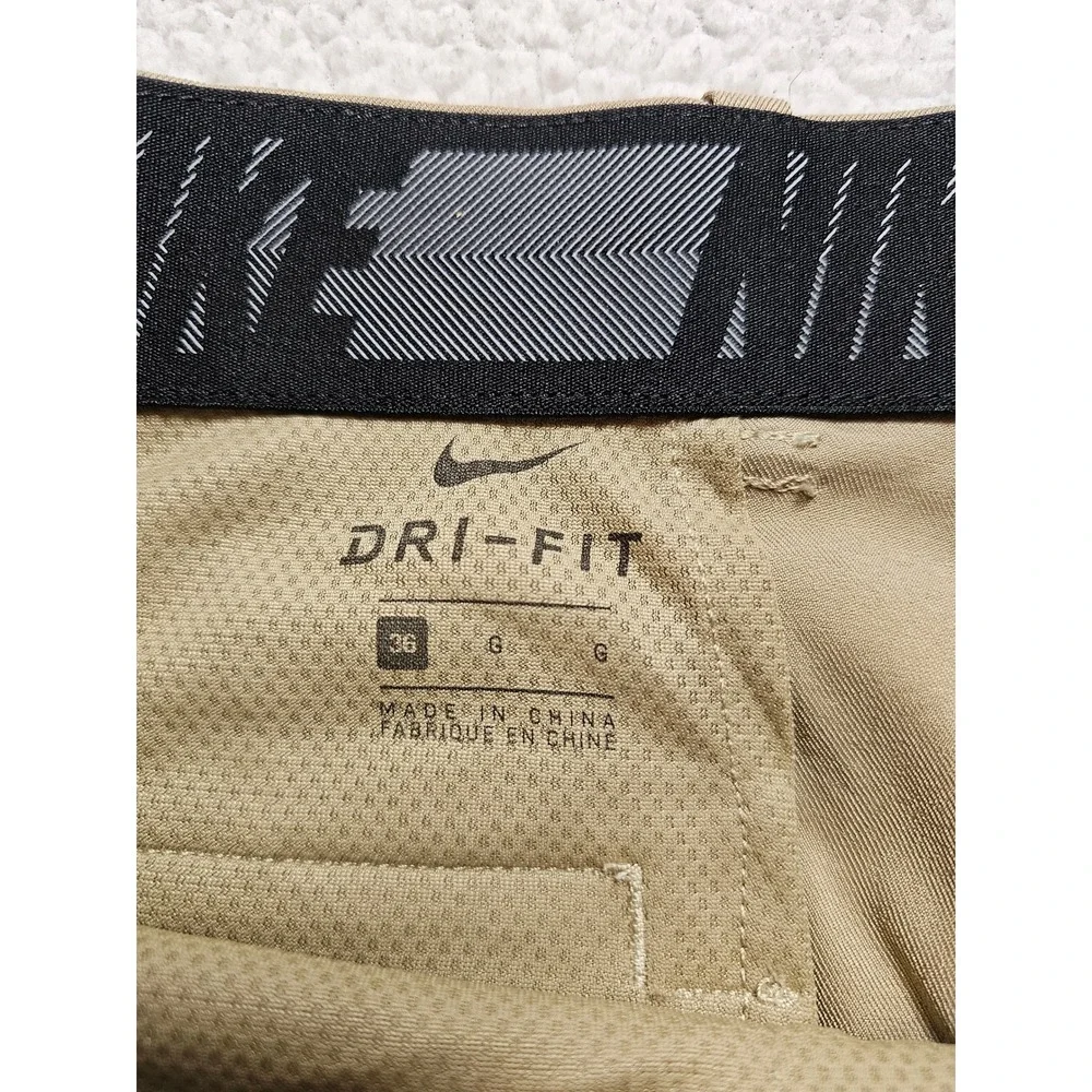 Nike Golf Dri-FIT Shorts Mens 36 Khaki Tan Performance Athletic Golfing Shorts